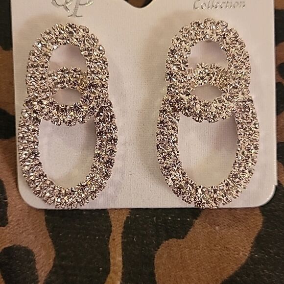 GLAM RHINESTONE DOUBLE CIRCLE EARRINGS - Picture 4 of 6